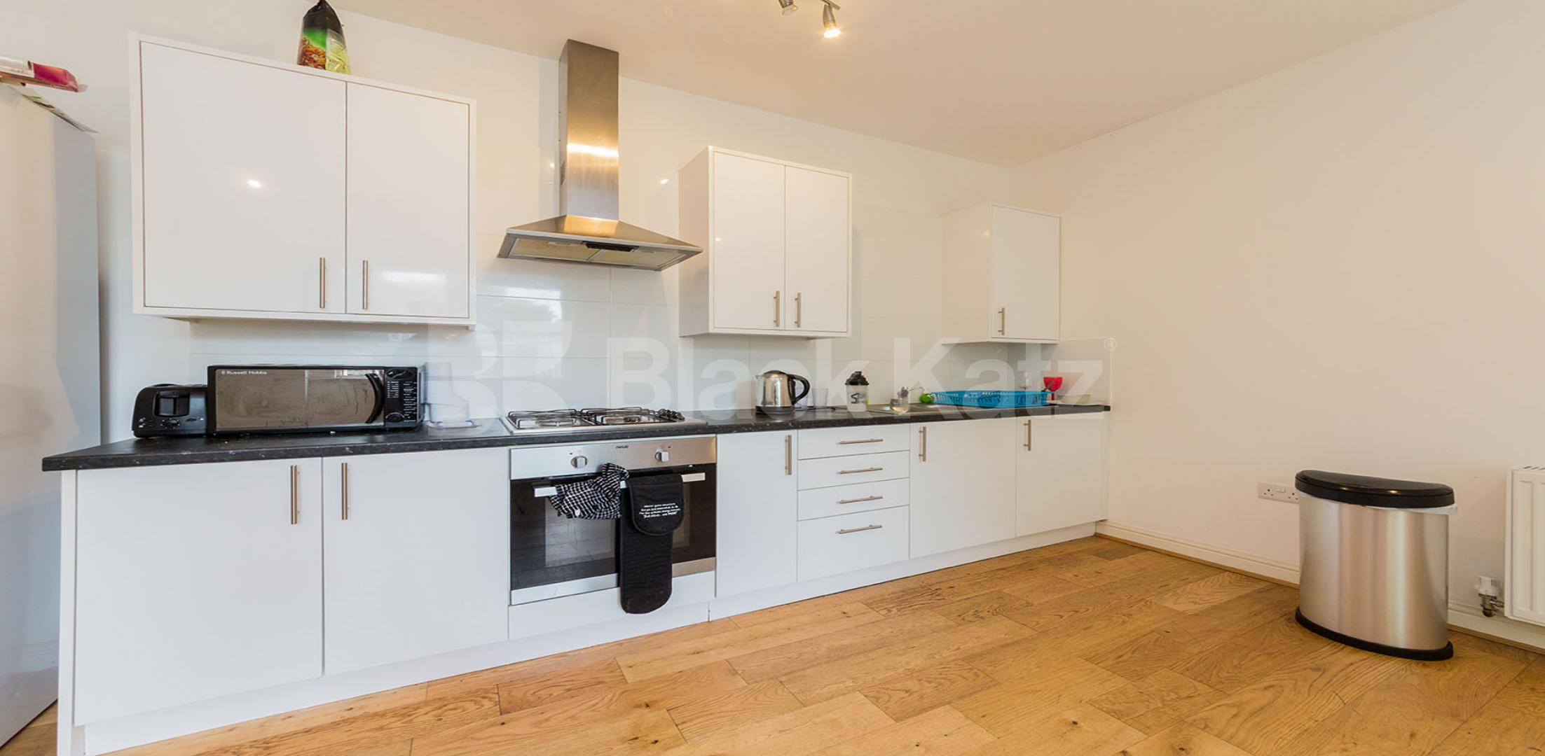 Spacious two bed located within minutes to Marylebone Tube & Regents Park    Harewood Avenue, Marylebone